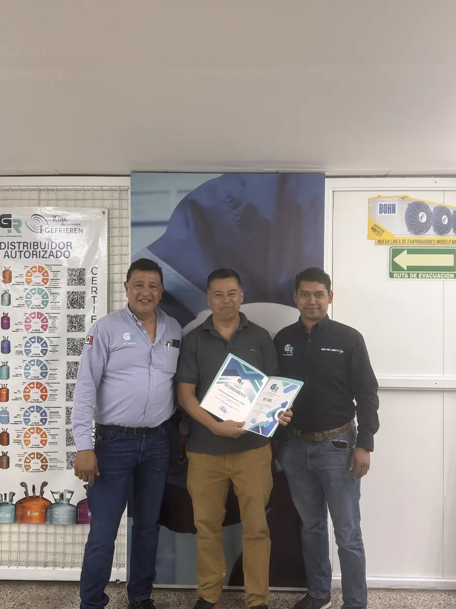 Egresado ACR 02
